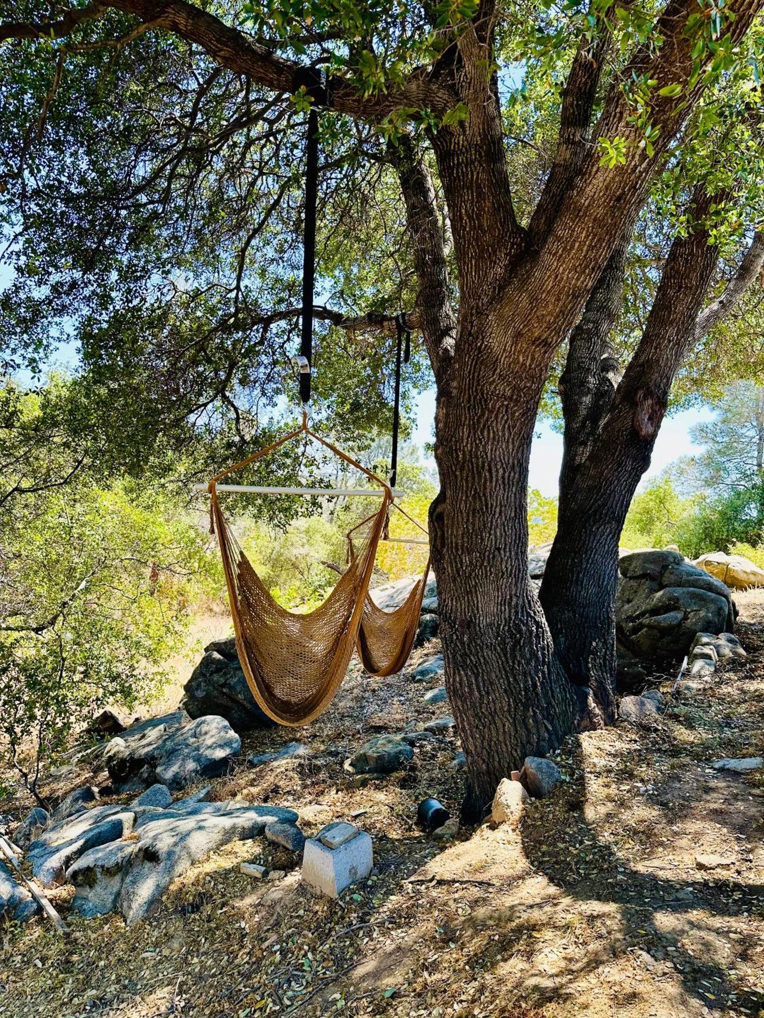 Emerald Ranch Of Yosemite Villa โคสต์โกลด์ ภายนอก รูปภาพ